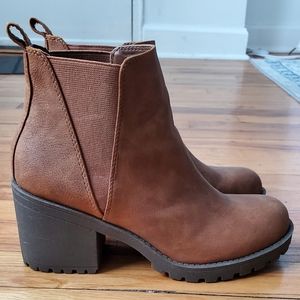 Cognac casual ankle boots. 1 inch block heel. Dirty Laundry brand. Size 7.5